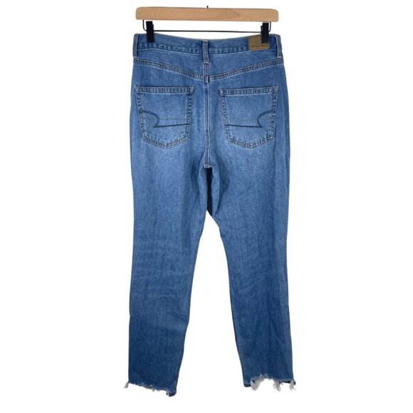 American Eagle Mom Jeans 6 High Rise Ripped Knee Tapered Leg Raw Hem Blue Denim - Picture 5 of 8